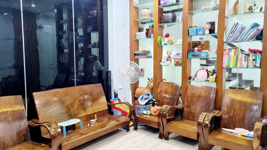 Bán Gấp Nhà Đường Láng, Đống Đa, Dt 65m2, Mt 4m, Ngõ 3 Gác, Giá 6 Tỷ 5
