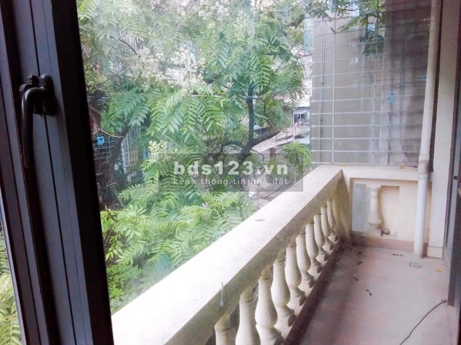 Cần bán nhà Cự Lộc, Thanh Xuân, dt 111m2, 2 tầng, mt 6, giá bán chỉ 10 tỷ, thích hợp đầu tư văn phòng