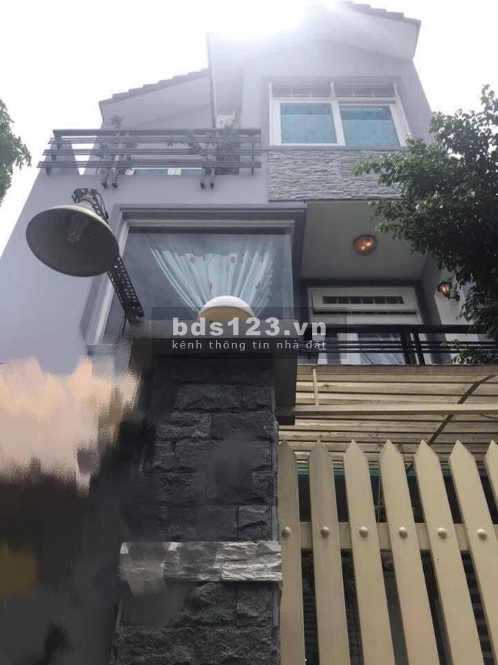 Bán nhà HXH giá siêu rẻ đường Nguyễn Hồng quận Bình Thạnh 106m2 4 tầng giá chỉ 7tỷ170.