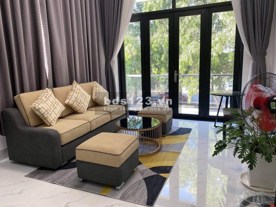 Bán nhà Lạc Trung, Hai Bà Trưng 30m2 6 tầng Oto tránh 20m giá bán 3.5 tỷ
