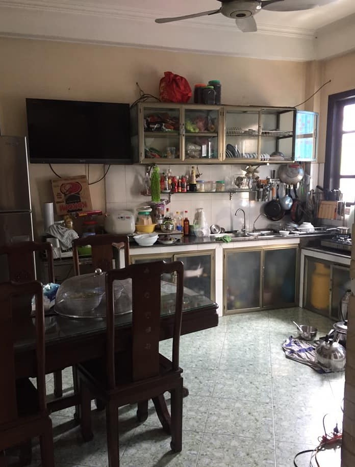 Nhà mặt phố Giải Phóng tiện ích đủ, vào ở ngay, giá 20 tỷ, liên hệ 0975648579