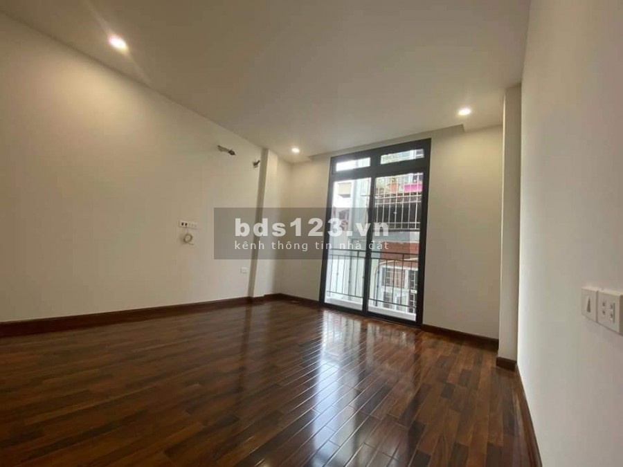Bán nhà ngõ Quỳnh mới tinh tươm, 3 gác đỗ cửa, dt 40m2, giá bán 3.45 tỷ