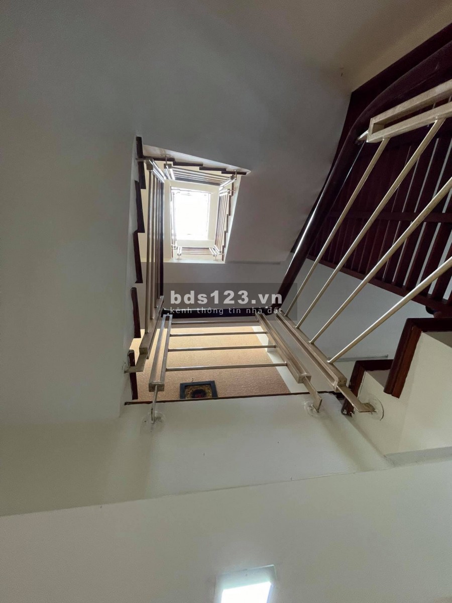 Bán Nhà Lê Quang Đạo 42m x 4T, mặt tiền: 4.5m, ÔTô 7 chỗ vào nhà-Kinh Doanh, Giá: 4.4 Tỷ