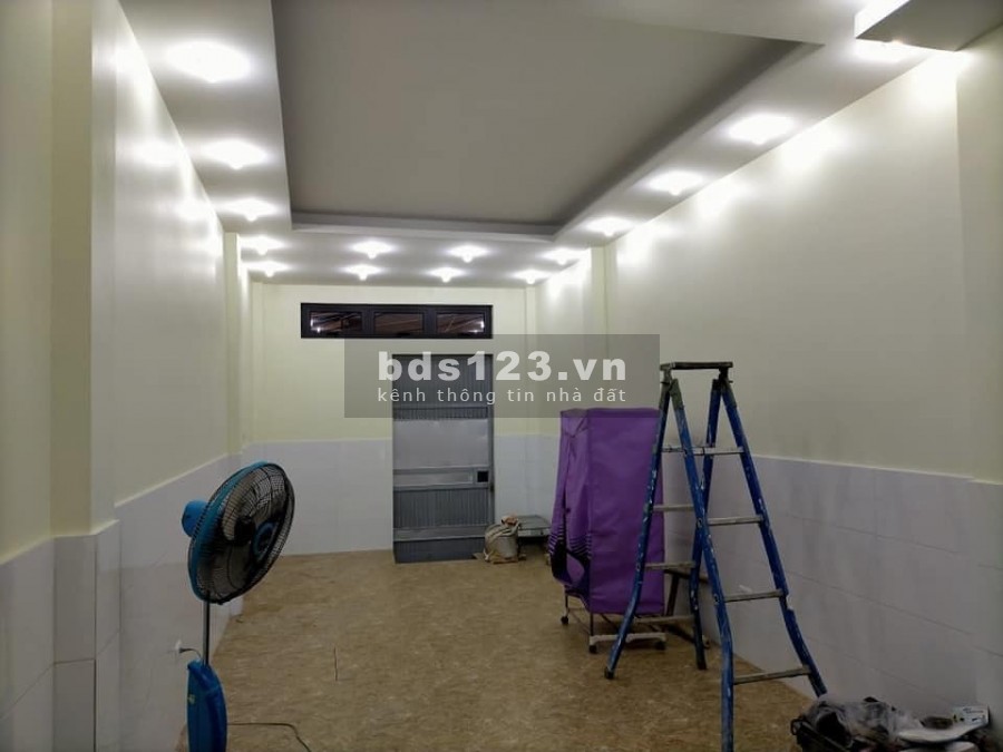 Bán Nhà Phố Thái Thịnh dt 60m2, 5 tầng giá 11 tỷ, kinh doanh tốt, phân lô, thang máy, an ninh tốt