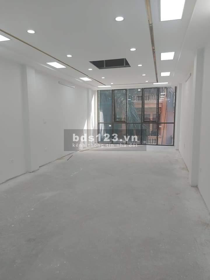 Dịch khó khăn quá cần bán nhà 5 Tầng mới xây cực đẹp cực rẻ ở chợ Vân Canh-Hoài Đức, LH: 0866657649