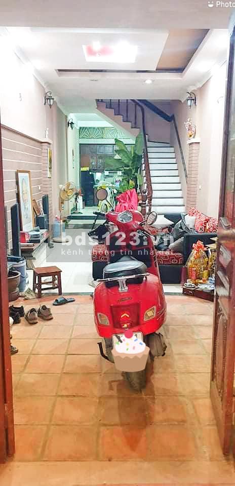 Đầu 6 Tỷ Bán Nhà Kinh Doanh, Ô Tô vào nhà Phố Chiến Thắng, dt 60m2, 4 tầng