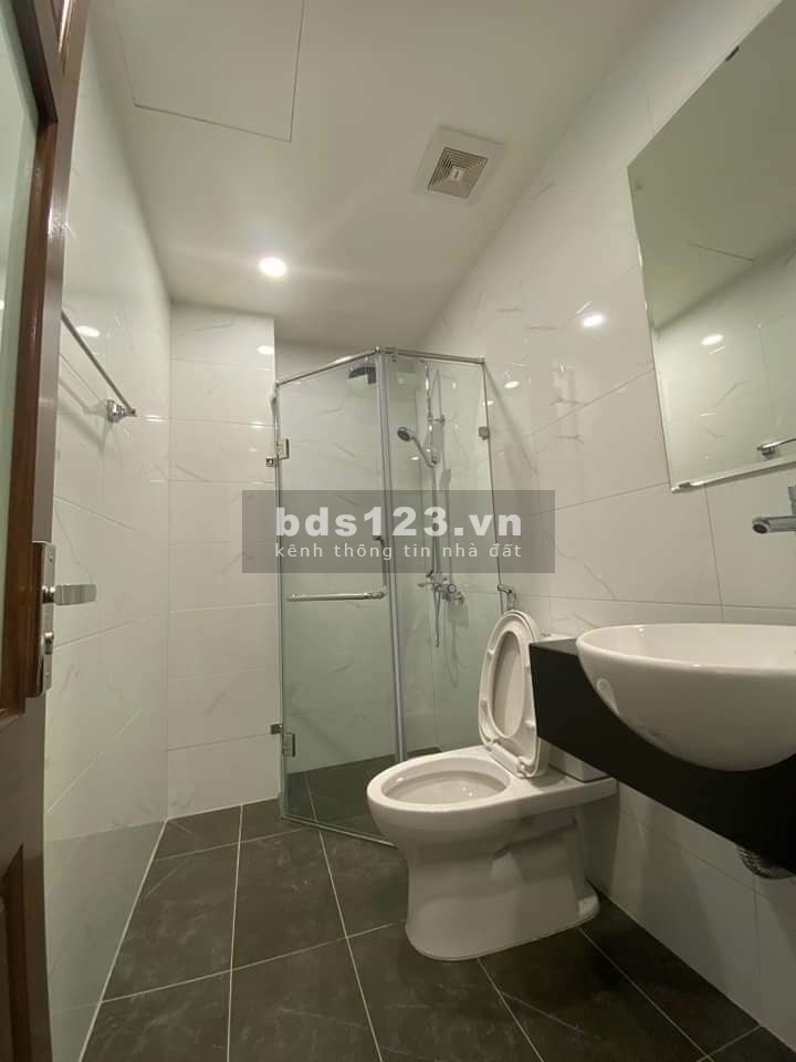 Bán nhà ngõ Quỳnh mới tinh tươm, 3 gác đỗ cửa, dt 40m2, giá bán 3.45 tỷ