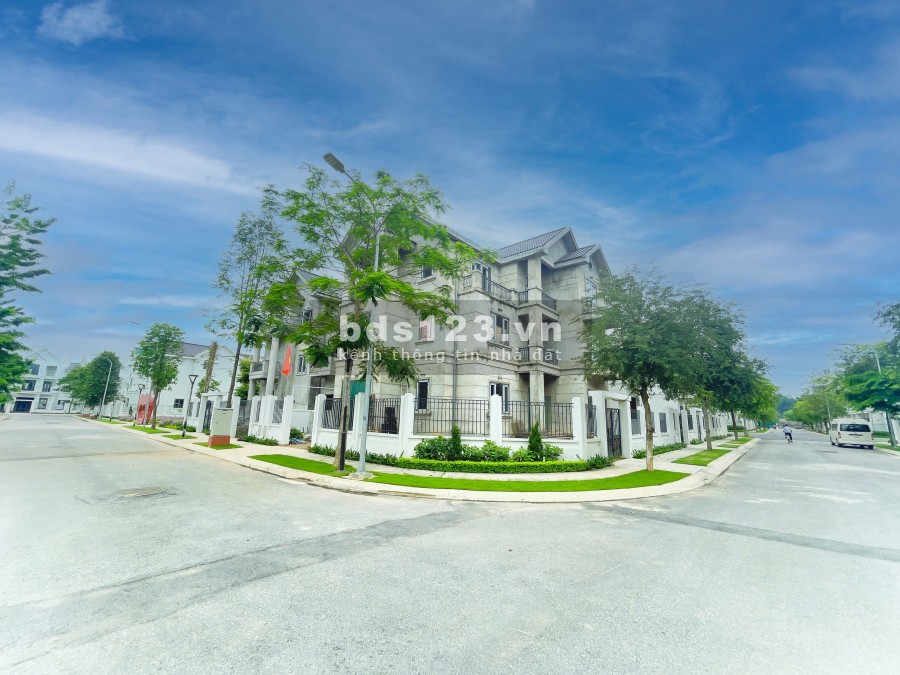 Cần bán căn biệt thự góc gần ngay công viên, 3 năm phí quản lý miễn phí, hỗ trợ vay