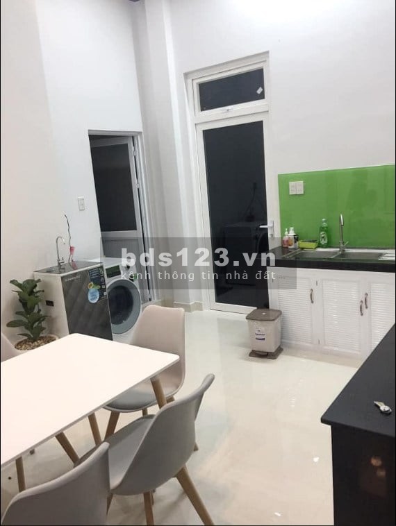 Bán nhà Nguyễn Trãi, 7 phòng ngủ, sất chợ cho thuê cực đỉnh, sổ đỏ chính chủ