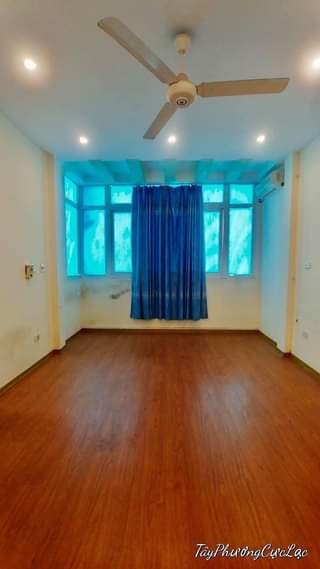 Trần Khát Chân diện tích 30m2, 4 tầng, mặt tiền 4.1m, giá bán 3.4 tỷ Quận Hai Bà Trưng