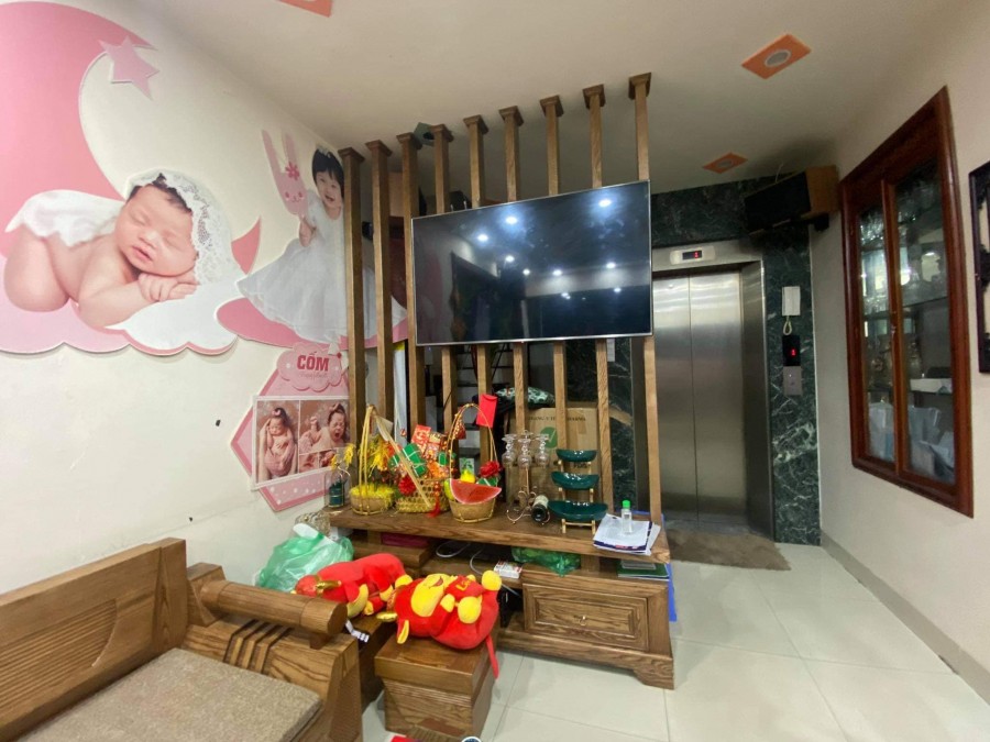 Kinh doanh dòng tiền Tôn Đức Thắng, diện tích 42m2, 8 tầng, mt 4m, giá nhỉnh 6 tỷ