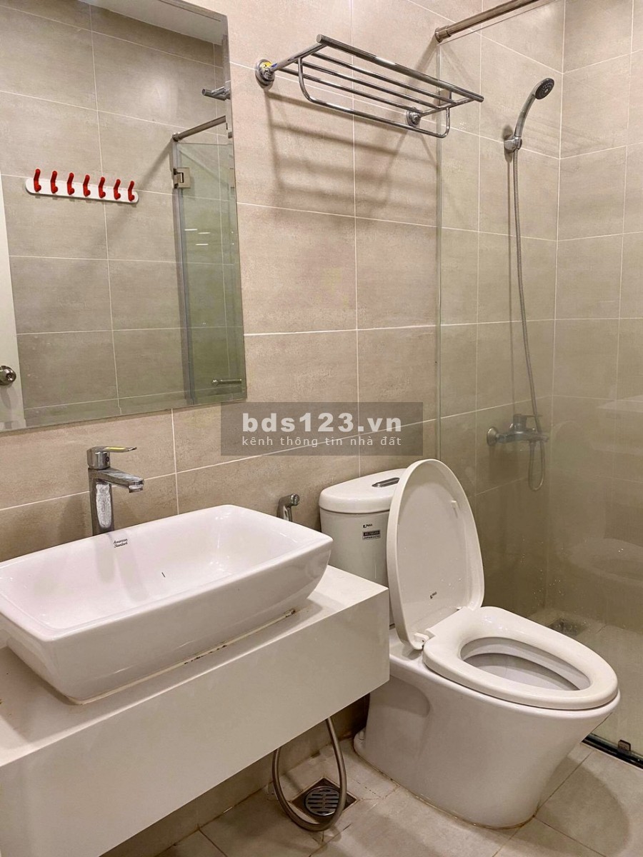Chính chủ bán lỗ căn hộ Central Premium 70m2 2PN, giá chỉ 3,3 tỷ bao gồm 102%, liên hệ xem nhà
