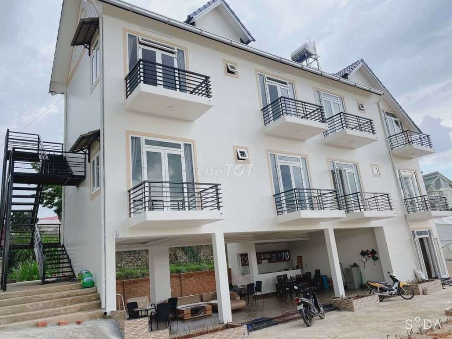 Cần bán biệt thự căn biệt thự tâm huyết, diện tích 326m2, giá bán 11.5 tỷ, lh 0357969859
