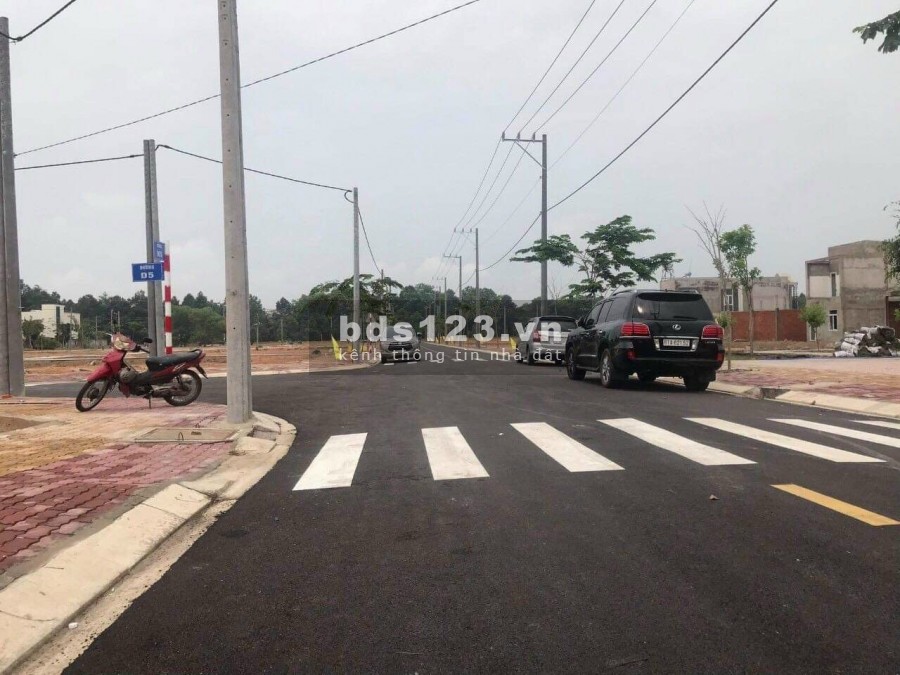 Đất đẹp pháp lí đầy đủ, hỗ trợ trả chậm cho những nhà đầu tư chưa mạnh về tài chính
