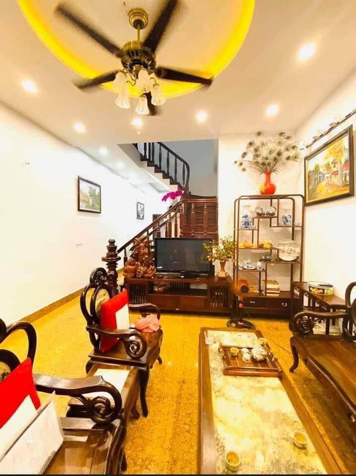 Bán nhà riêng Đường Duy Tân, Quận Cầu Giấy giá rẻ T8/2021 40Mx6T 13 Tỷ LH 0902224679