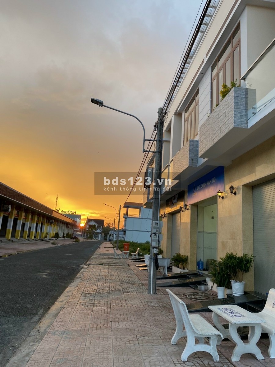 Thật dễ dàng để sở hữu ngay lô đất siêu đẹp giá rẻ tại Thạnh Phú Center, chiết khấu cao
