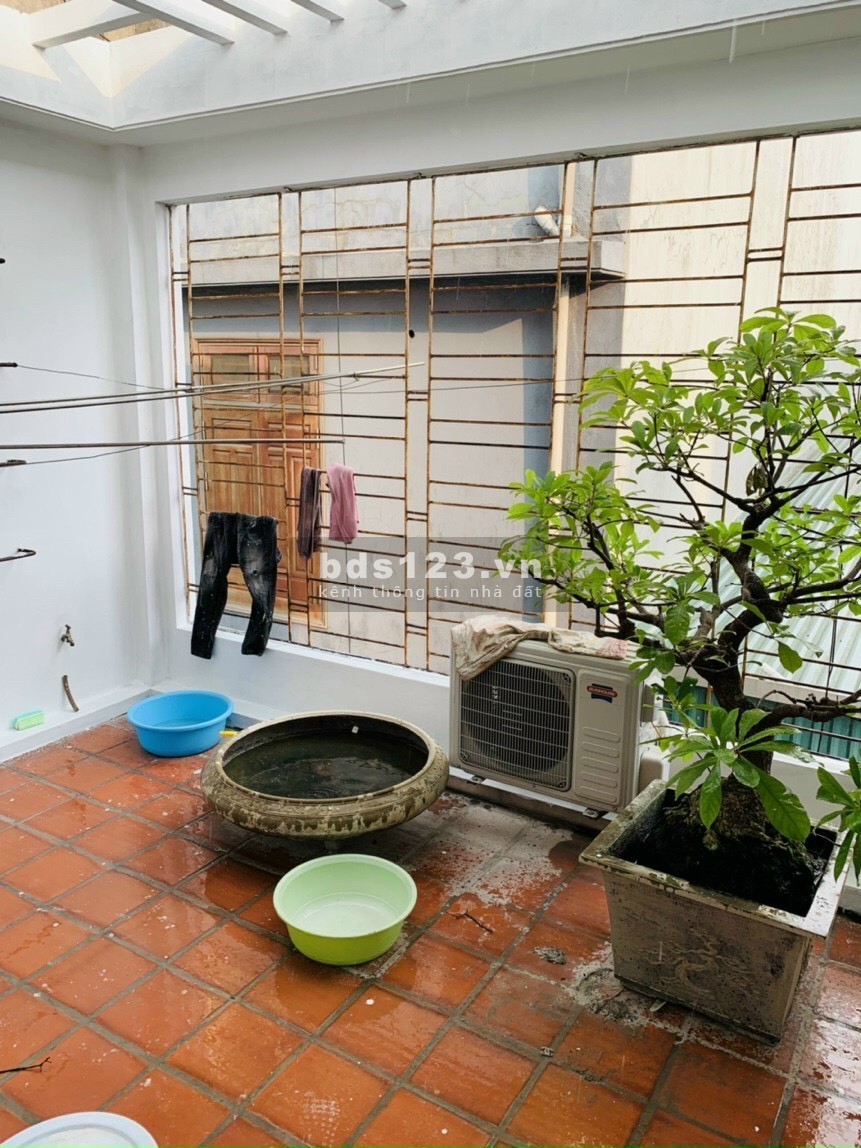 Bán nhà mặt đường đôi Phạm Văn Đồng, TP HD, 3.5 tầng, 64m2, mt 4m, 3 ngủ, gara, 3 tỷ 9
