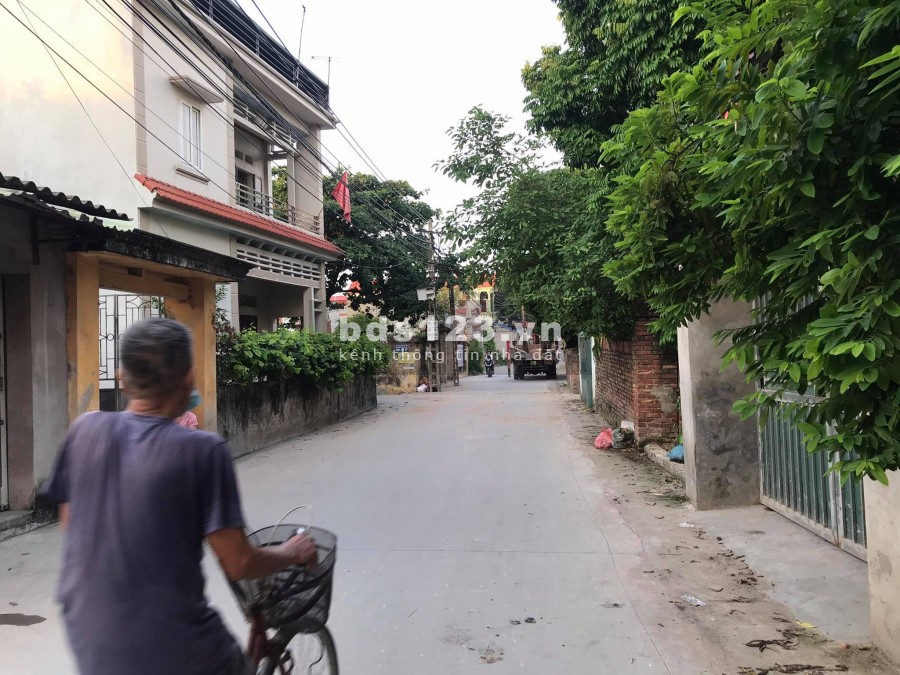 Chính Chủ cần bán 112m trục chính kinh doanh, xã Minh Hải, huyện Văn Lâm