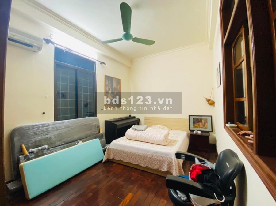 Bán nhà Thái Hà giá bán 12 tỷ 8 có thương lượng, sổ đỏ…