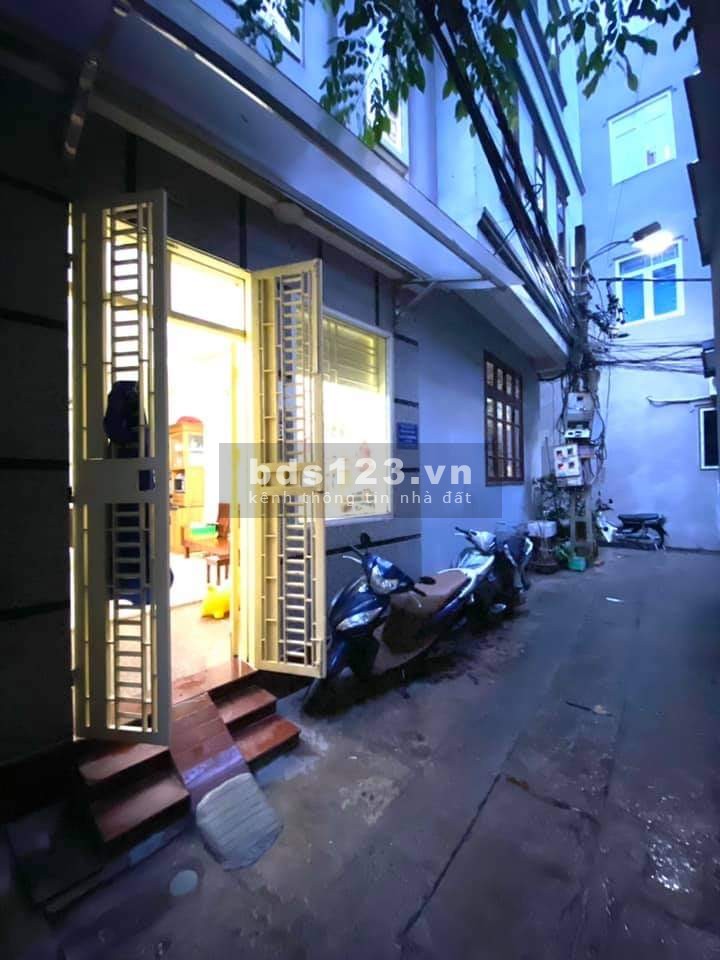 Bán nhà Mỗ Lao giá tốt mùa dịch, đúc bê tông 4 tầng, giá. bán 3.05 tỷ, sổ sẵn