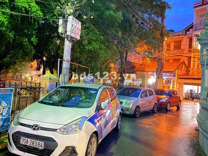 (Bán Gấp) Nhà Lê Quang Đạo 50m, 5 Tầng, ÔTÔ đỗ cửa, Kinh Doanh Cafe, Giá: 5.5 tỷ.