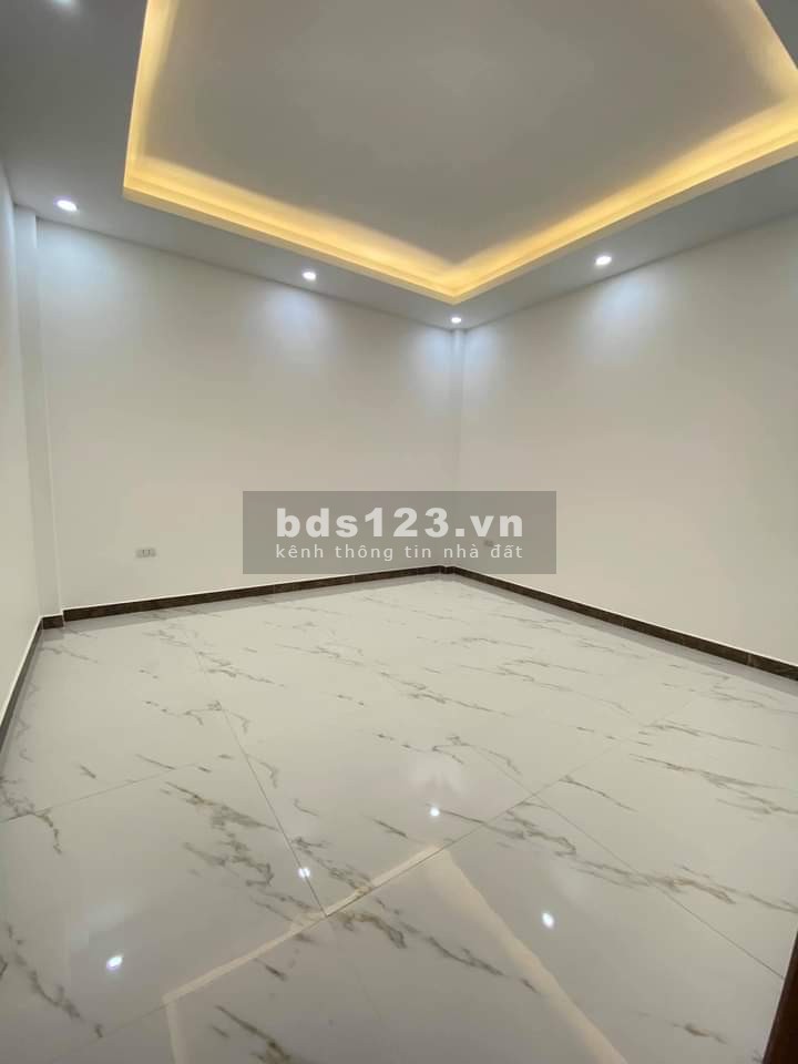 (Bán Gấp) Nhà Lê Quang Đạo 50m, 5 Tầng, ÔTÔ đỗ cửa, Kinh Doanh Cafe, Giá: 5.5 tỷ.
