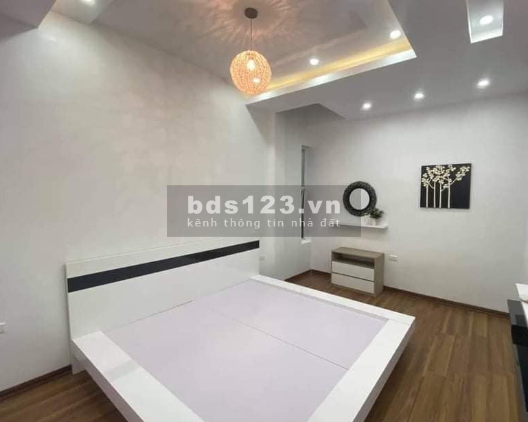 Bán nhà phố Lê Đức Thọ, ô tô view hồ dt 48m2, 5 tầng, mt khủng giá chỉ 5.1 tỷ, lhcc