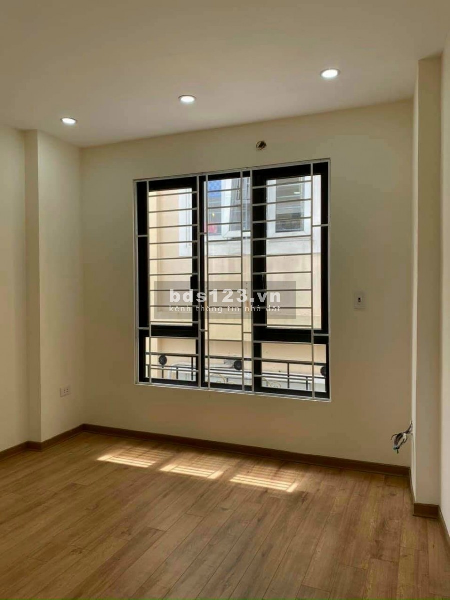 Bán nhà Trương Định, ngõ nông, lô góc, diện tích 40m2, giá…