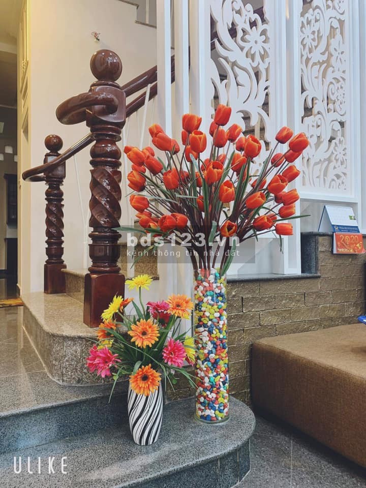 Nhà 2 mặt hẻm xe hơi Cách Mạng Tháng 8 Phường 4 Tân Bình mới keng