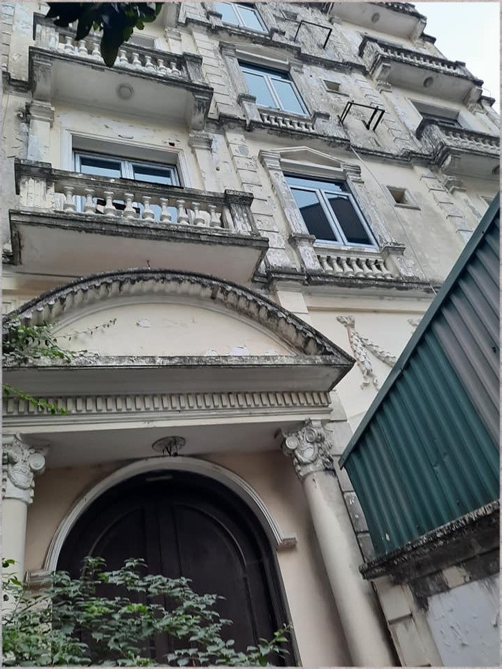 Bán nhà biệt thự Tây Hồ giá rẻ, liên hệ chính chủ 0975648579 giá 18 tỷ