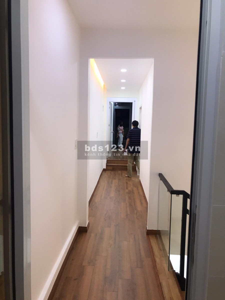 Bán gấp nhà Trung tâm Bình Thạnh, diện tích sử dụng 53m2, giá 4.4 tỷ