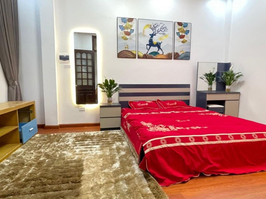 Kinh doanh ô tô đỗ cửa, ngõ thông thoáng, Nguyễn Chí Thanh, Ba Đình, dt 55m2, 4 tầng giá 7 tỷ