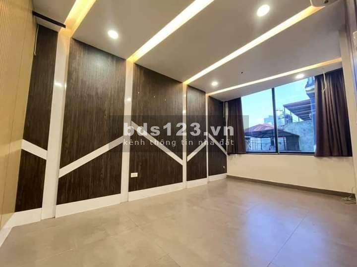 Bán nhà Nguyễn Thị Định, lô góc, thang máy, ô tô vào nhà 52m2 8.5 tỷ