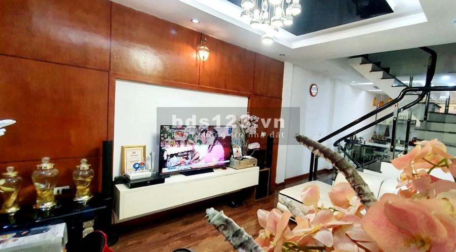 Lô góc Trần Duy Hưng 52m2 x 5T x MT3.9 Tặng toàn bộ nội thất giá 5.4 tỷ có th.lượng