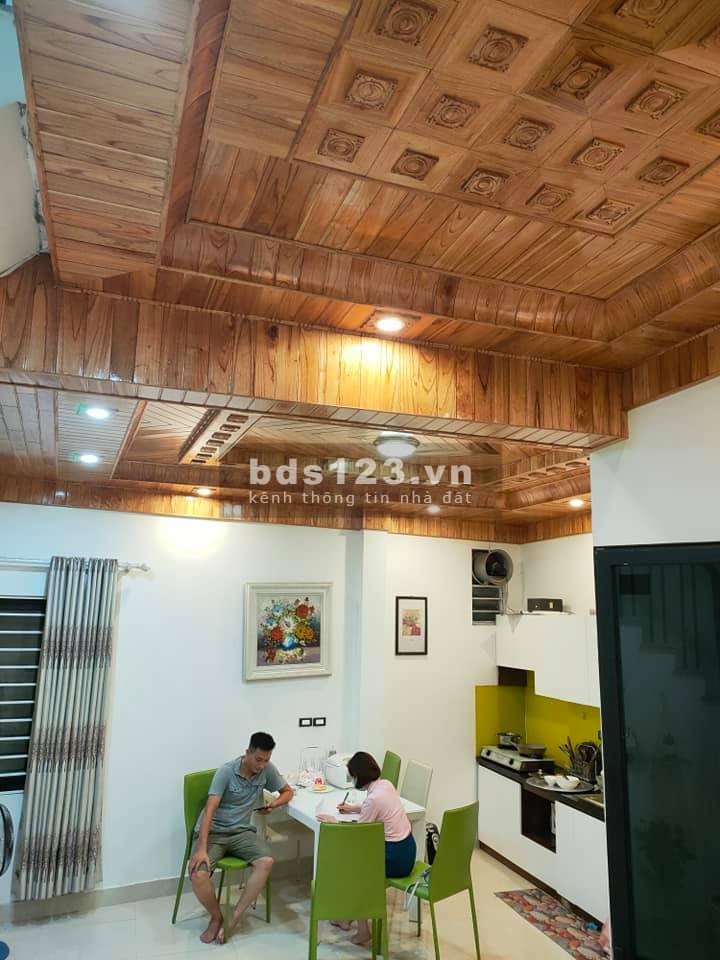 Bán nhà Sài Đồng Long Biên, 60m2, 3Tầng, chưa đến 3 tỉ, rất đẹp, ở ngay