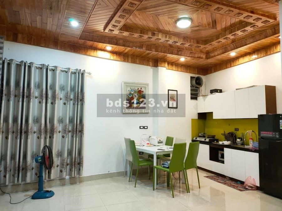 Bán nhà Sài Đồng Long Biên, 60m2, 3Tầng, chưa đến 3 tỉ, rất đẹp, ở ngay