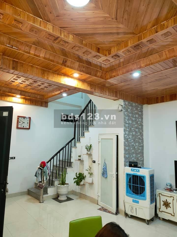 Bán nhà Sài Đồng Long Biên, 60m2, 3Tầng, chưa đến 3 tỉ, rất đẹp, ở ngay