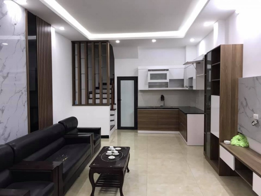 Chỉ 3.9 tỷ nhà Trần Duy Hưng mới koong, đúc 5 tầng, ô tô tránh, liên hệ 0982222462