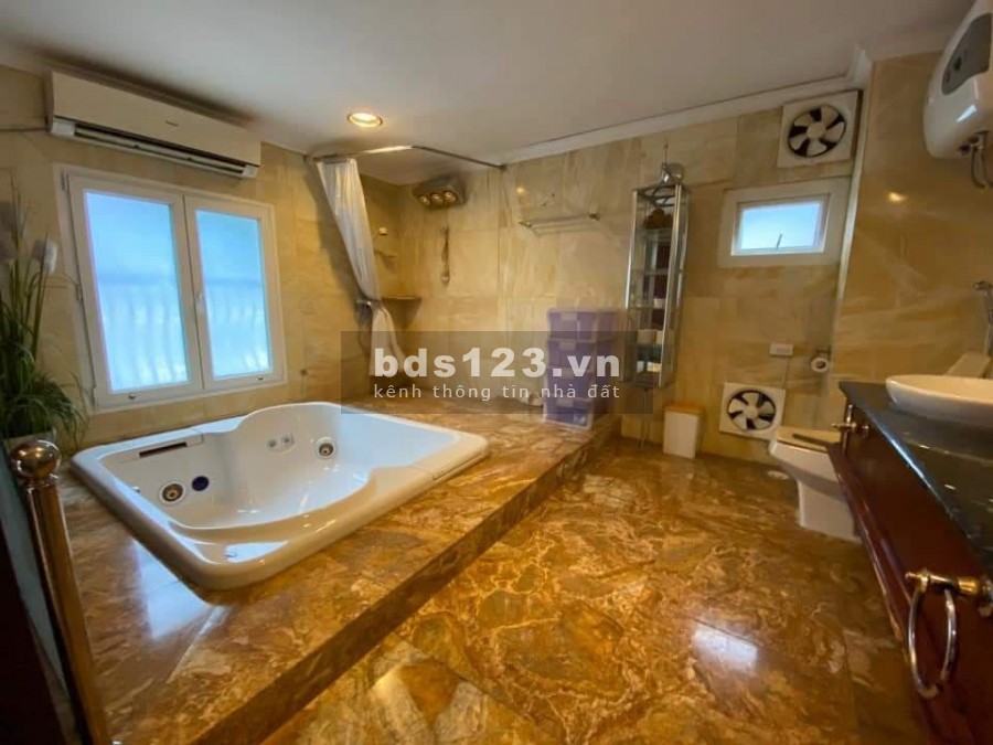 Biệt thự của giới tinh hoa, thiên đường nơi hạ giới, 4 thoáng, thang máy, sổ sẵn