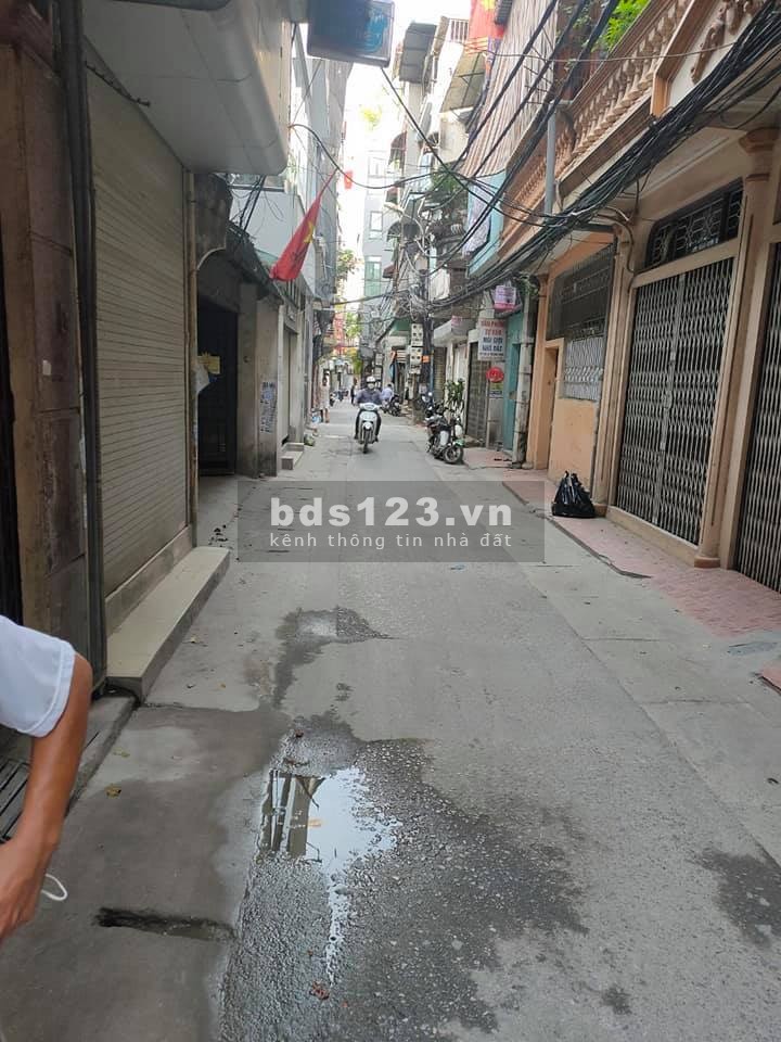 Khu vực Minh Khai, hiếm nhà bán, ô tô đỗ cửa, kinh doanh tốt, sổ vuông, dt 40m2 giá bán nhỉnh 5 tỷ