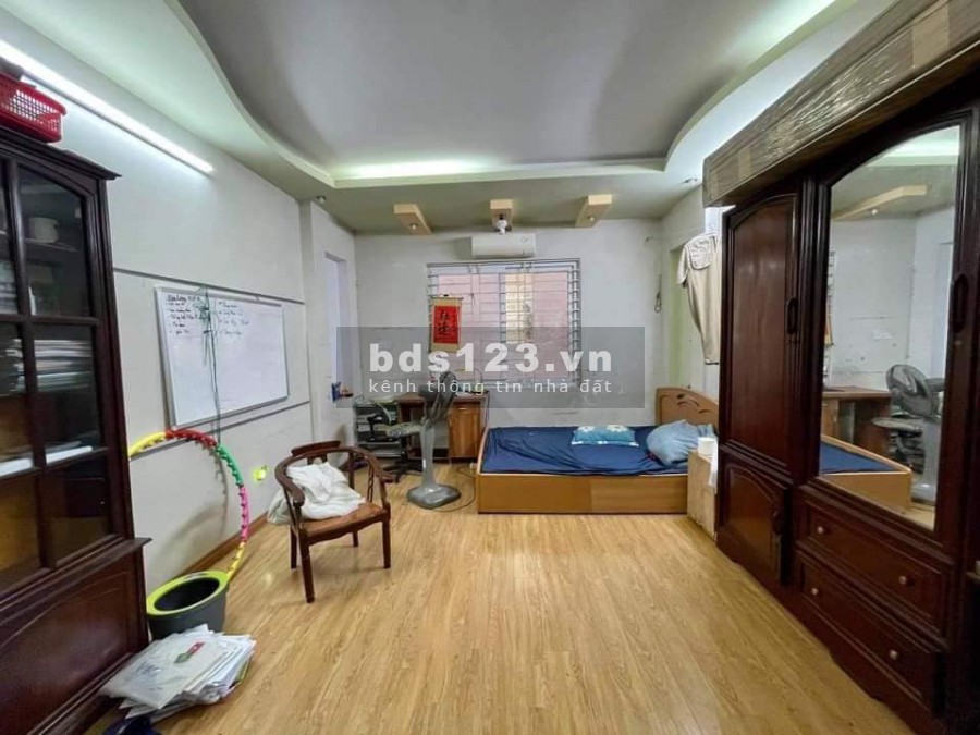 Lê Trọng Tấn hiếm khu Quân Đội nhà mới gần ô tô 3 phòng ngủ, 5 tầng đúc kiên cố