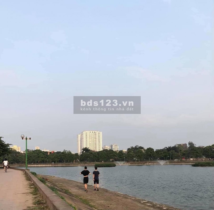 Bán Nhà Định Công Hạ diện tích 45m2 5 tầng, giá bán 4.2 tỷ, nội thất đẳng cắp, full tiện ích