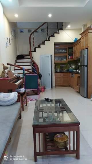 Trương Định diện tích sử dụng 30m2, 4 tầng, mt 3.7 giá bán 3.25 tỷ Quận Hai Bà Trưng