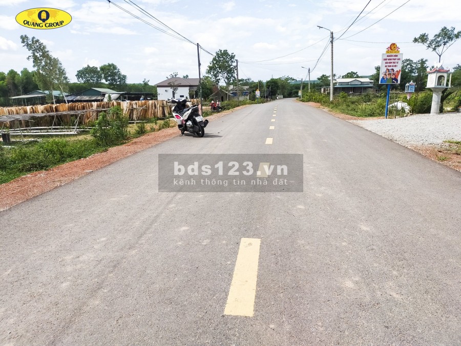 Bán đất mặt tiền đường nhựa rộng 20m, liên hệ 0935347688, giá 1.709 tỷ, bao công chứng