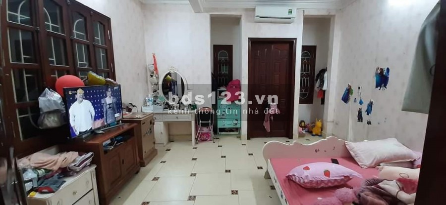 Bán nhà 5 tầng phân lô ô tô tránh kinh doanh ác liệt Đầm Trấu Hai Bà Trưng, lh 0986209188