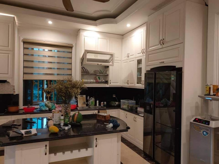 Biệt thự ôtô chạy vòng quanh Xuân La dt 405m2, 5 tầng, mặt tiền 20m giá bán 75 tỷ.