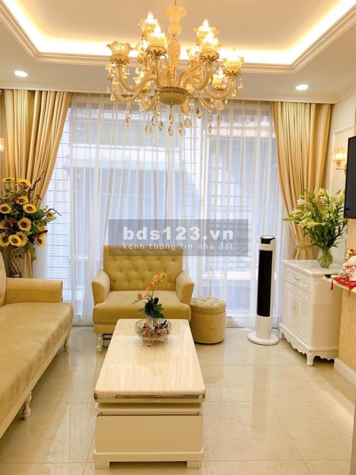 Bán nhà Cát Linh, Đống Đa diện tích 40m2, 5 tầng đúc kiên cố, giá hơn 4 tỷ
