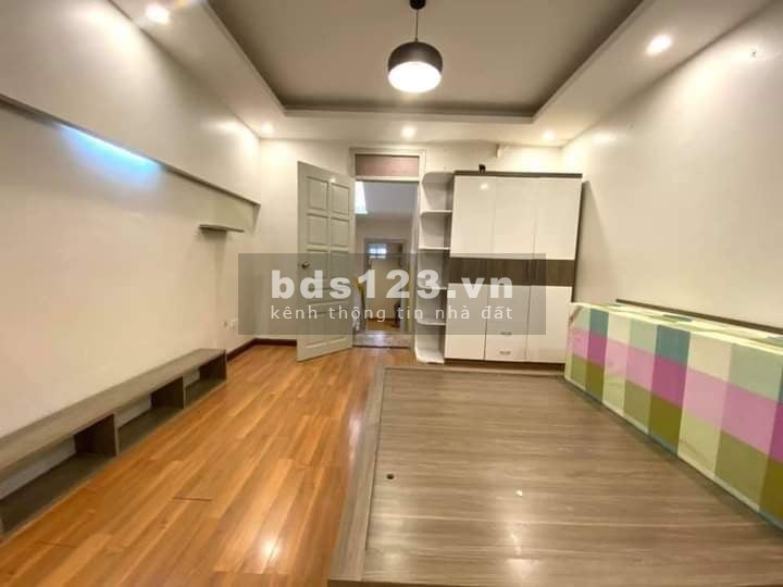 Bán nhà nguyên căn Thanh Xuân, Cự Lộc, diện tích 30m2, 5 tầng,…