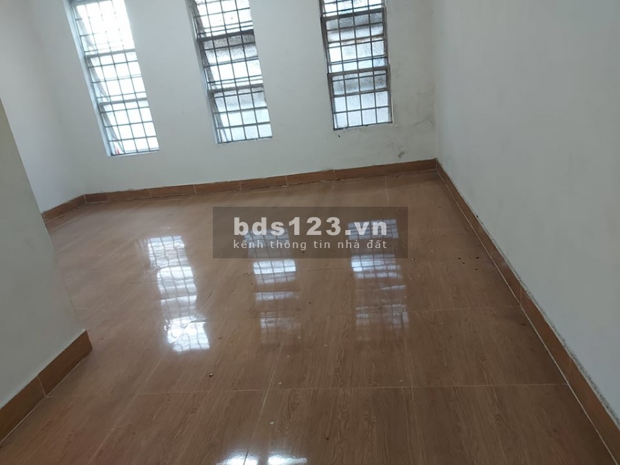 Nhà 3 tầng kiên cố, diện tích sử dụng 4x20m. Cạnh chung cư Melody, giá bán 5,8 tỷ