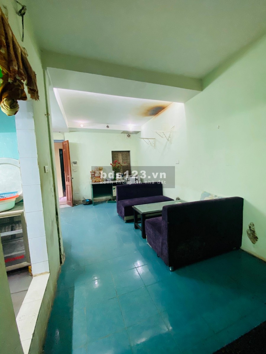 Bán nhà nguyên trống suốt nằm trên đường Sơn Tây 25m giá bán 1.35 tỷ Ba Đình
